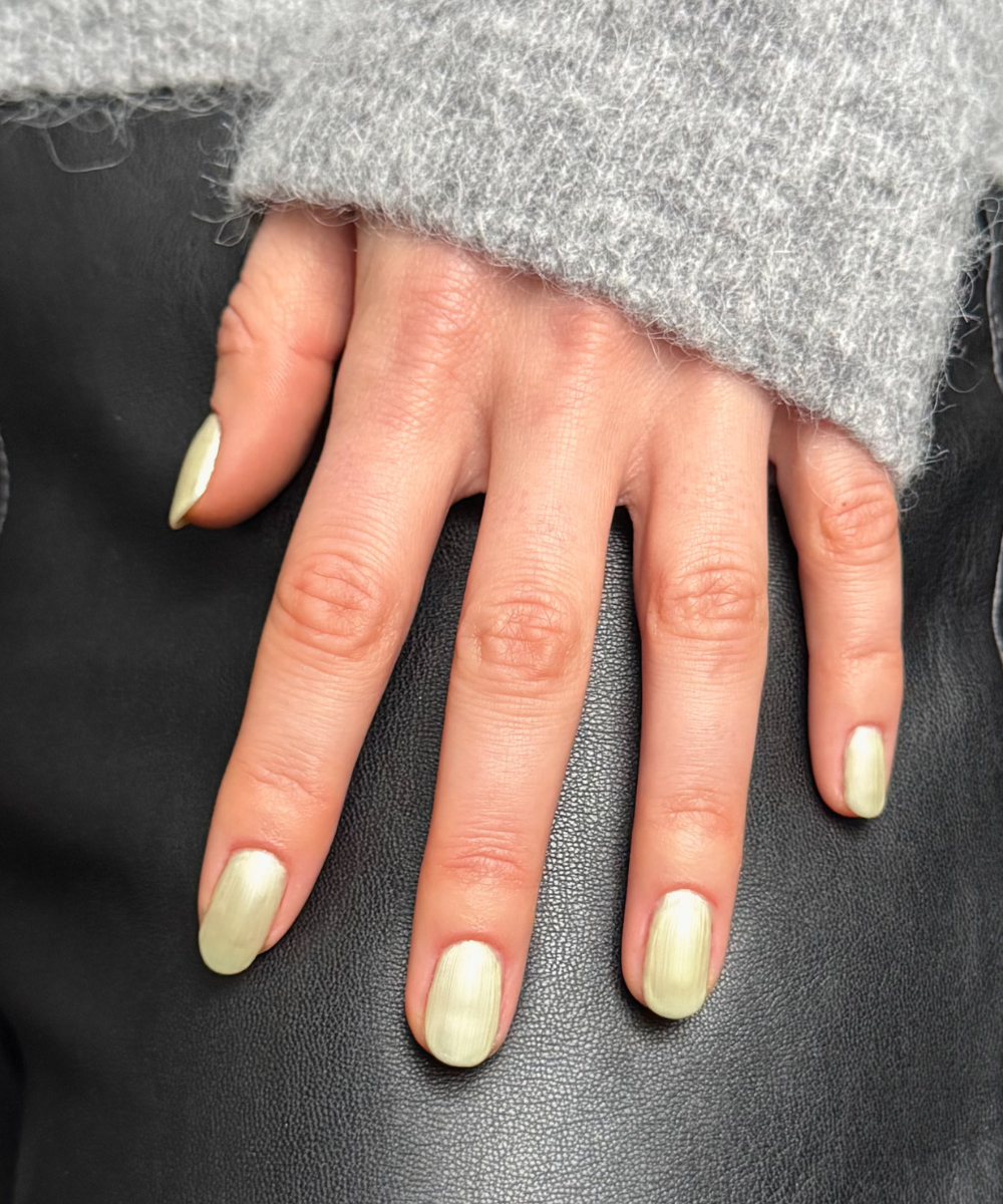 Butter Pearl - No. 280 - Naillak.dk